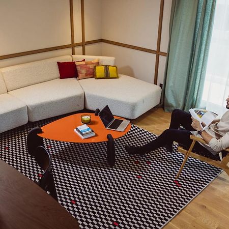 Aparthotel Craiova Extérieur photo